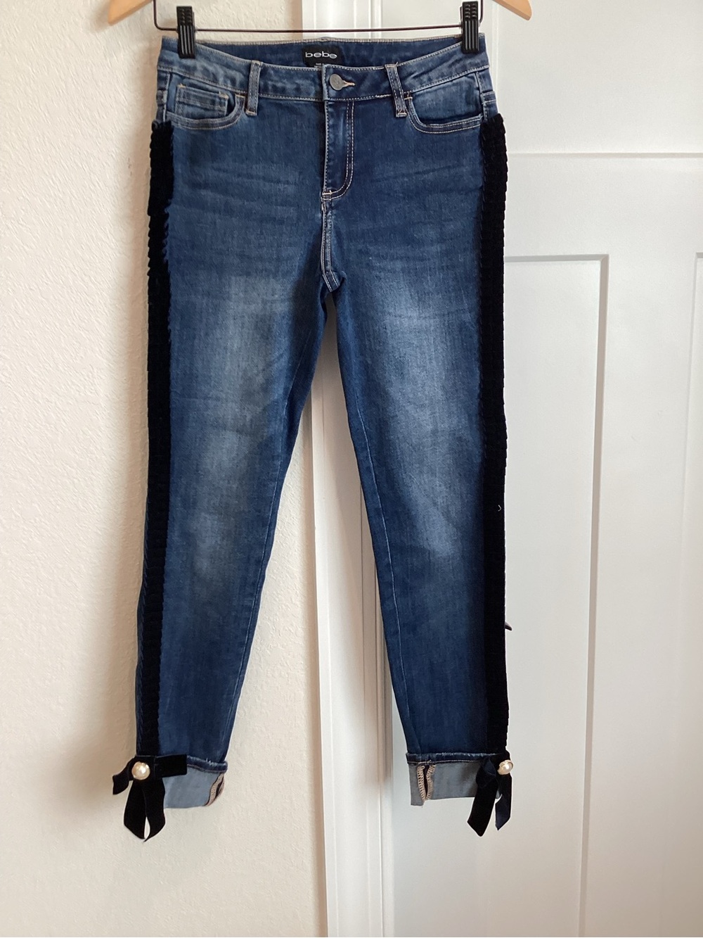 Bebe Textured Velvet Side Stripe Jeans Dolce Vita Skinny New 26 Dark Blue - Picture 3 of 14